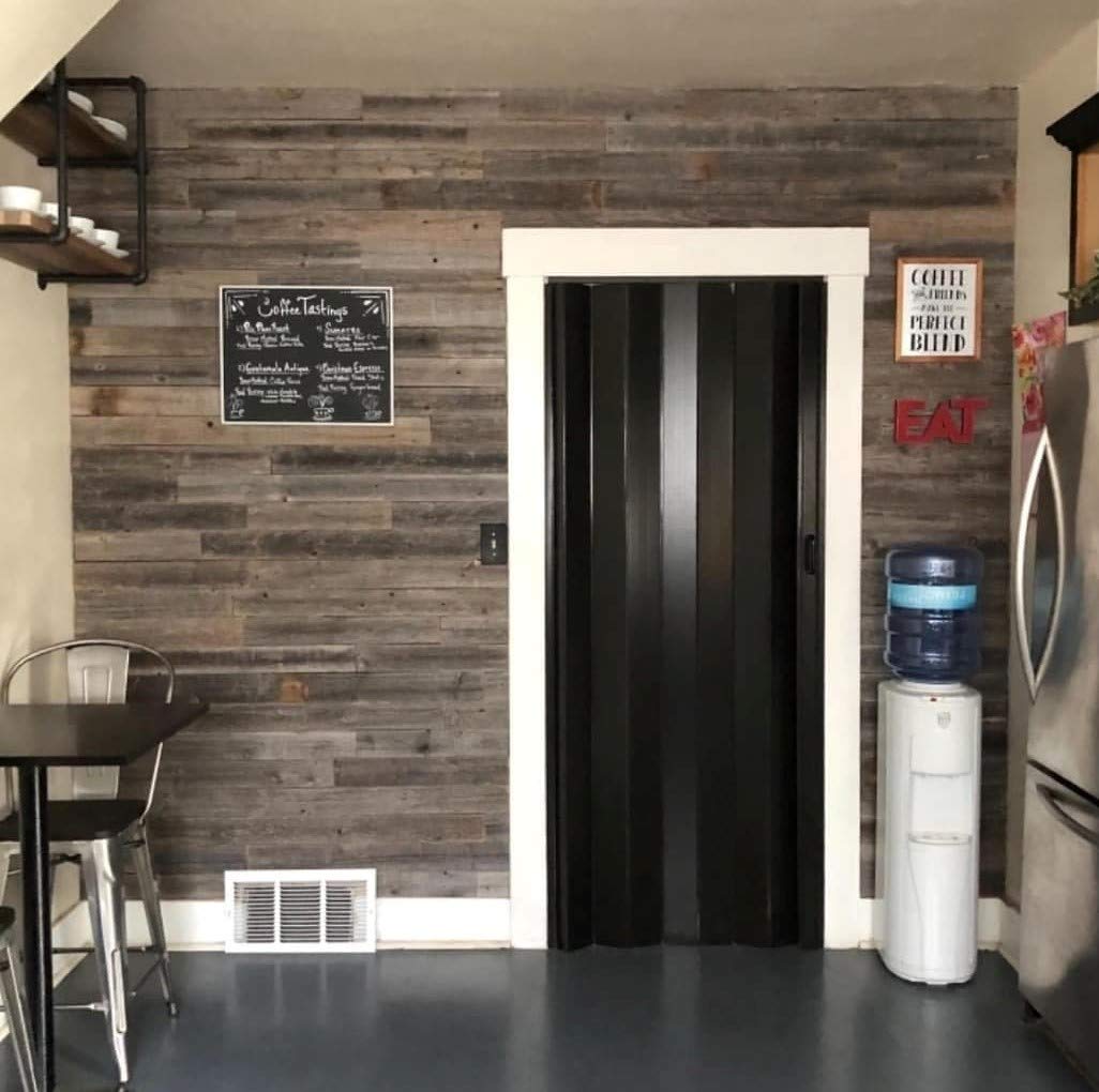 Rockin' Wood Real Wood Nail Up Application Rustic Reclaimed Naturally Weathered Barn Wood Accent Paneling Board Planks for Home Walls (104 Square feet) Rockin' Wood