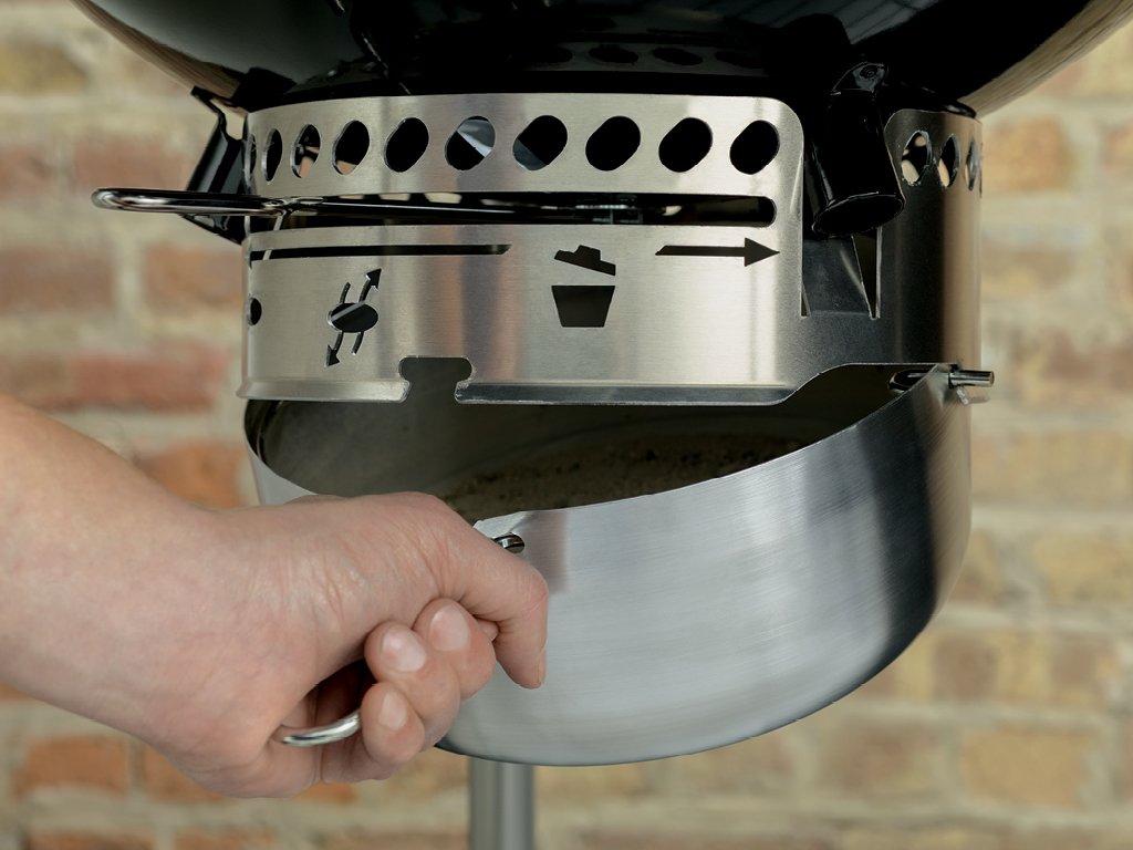 Weber Performer Charcoal Grill, 22-Inch, Black Weber