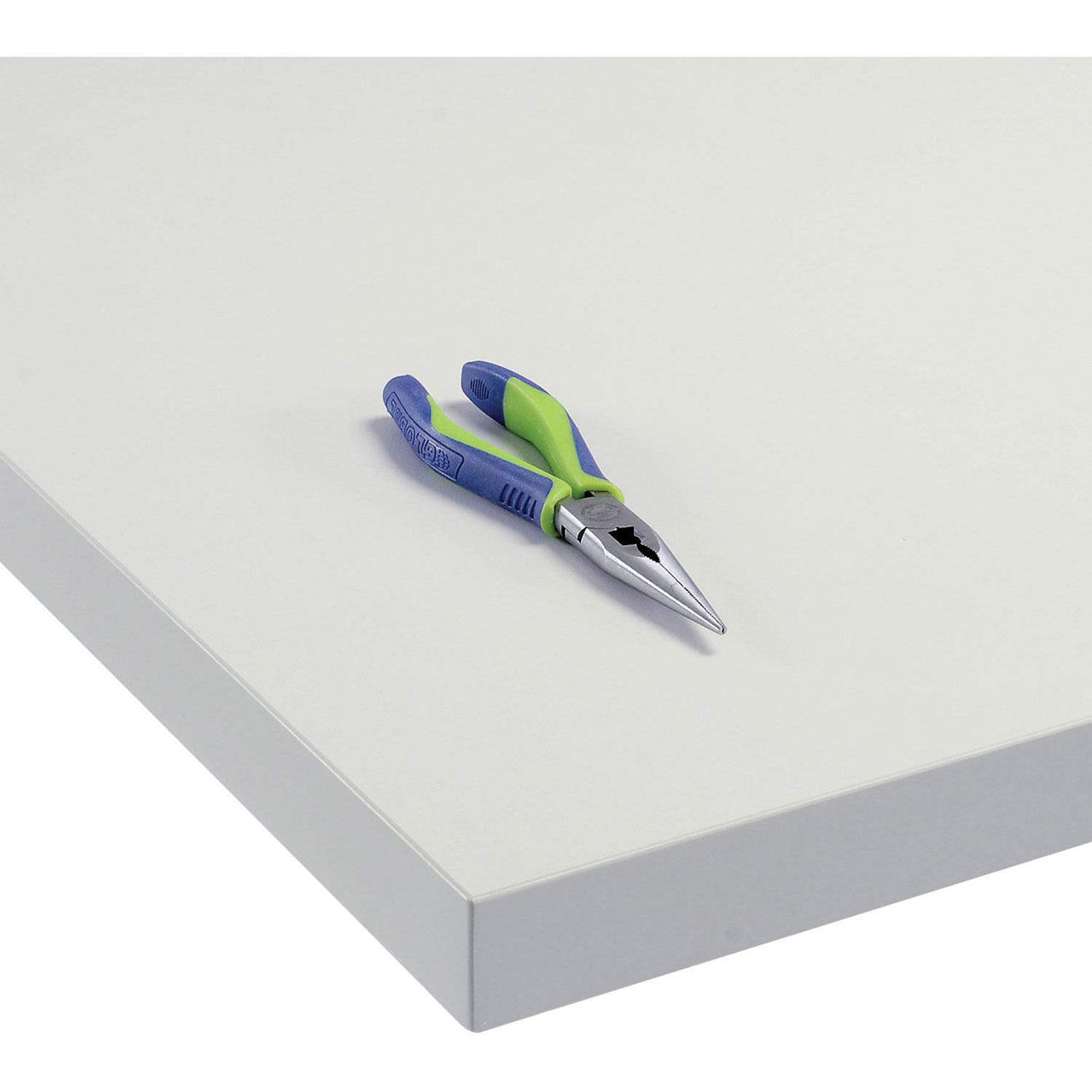 Global Industrial 60" W x 30" D Workbench, 1-3/4" Laminate Square Edge Top, 2 Drawer/Cabinet Global Industrial