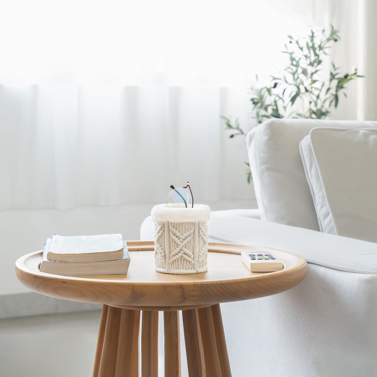 Mkono Glasses Holder for Nightstand Macrame Plush Lined Glasses Stand for Multiple Glasses Boho Decor Eyeglass Case Holder for Office Desk Organizer Mkono