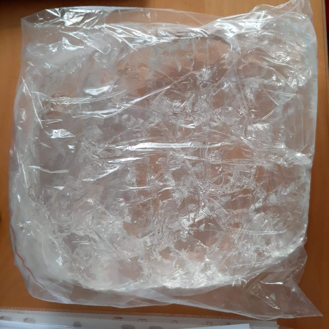 High Density Gel Candle Wax 30 LB Box - (6-5 Pound Bags) - Great for Decorative Candles, Dessert Candles, Works Great with embeds……… Virginia Candle Supply