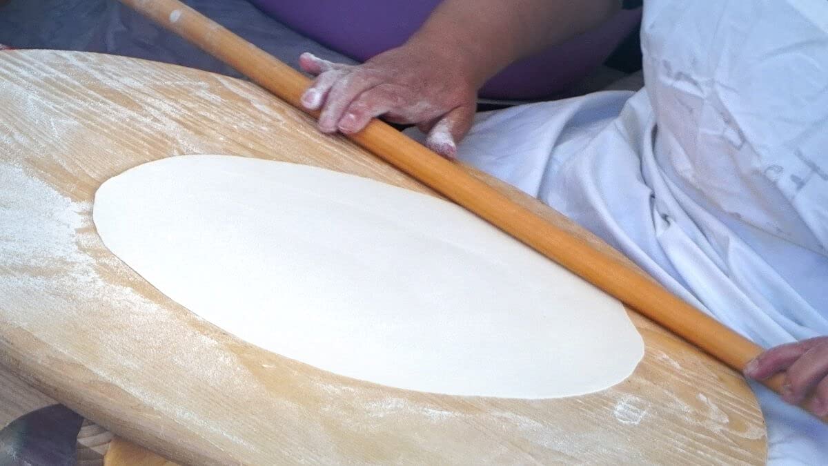 Giftanbul Wooden Rolling Pin For Baking - Turkish Oklava Dough Roller for Cookies, Pastry, Pizza, and Bread - Non-Stick Smooth Finish - Perfect for Home Bakers and Professionals (23 inch - 60 cm) Giftanbul