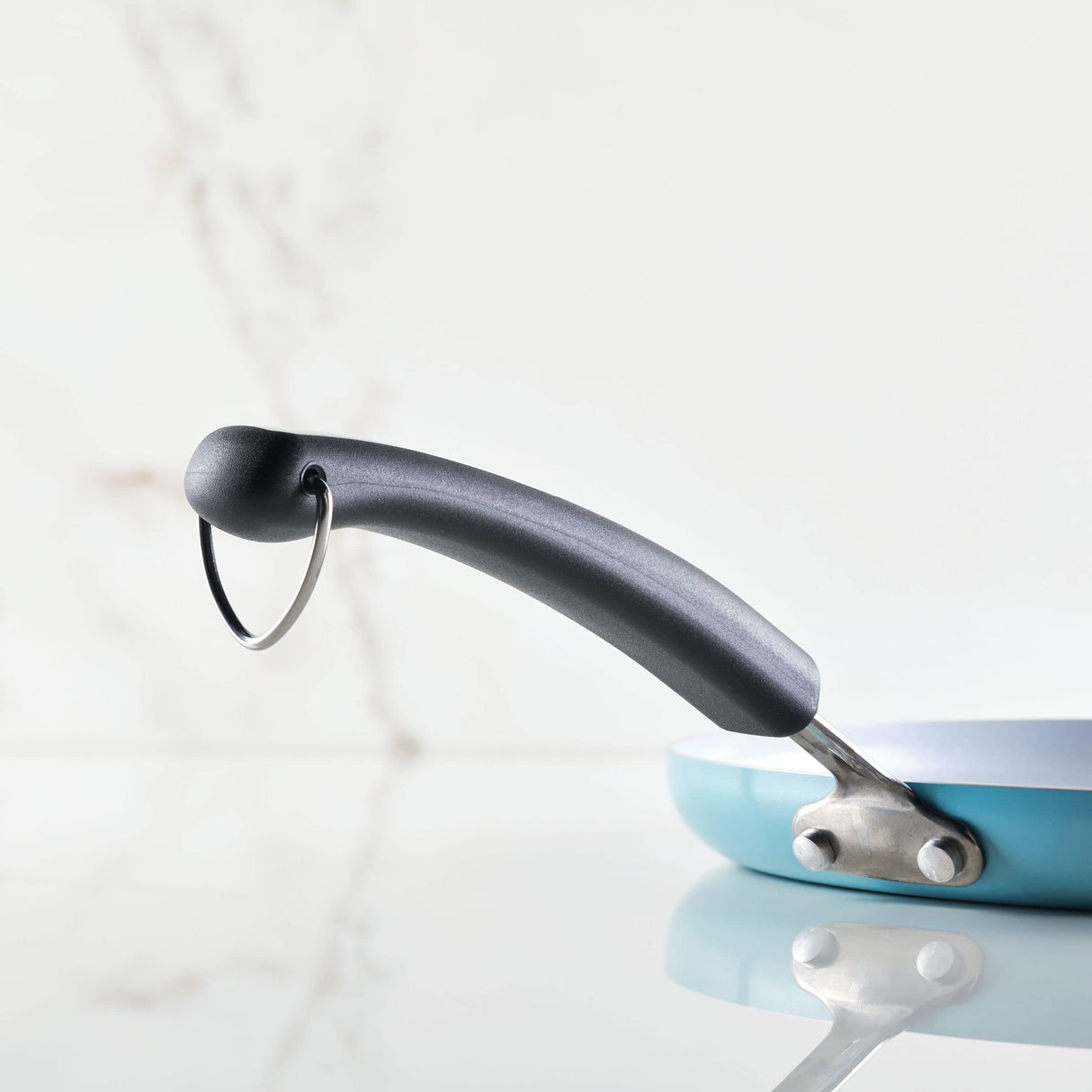 Farberware EcoAdvantage Ceramic Nonstick Griddle/Grill Pan, 11.25 Inch - Aqua Farberware