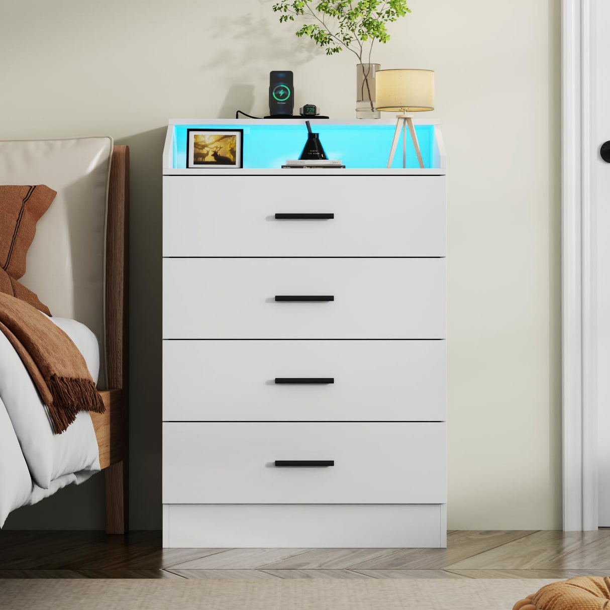 Gyfimoie 4 Drawers Dresser with Power Outlet, Chest of Drawers with LED Light, White Dresser Organizer with Open Storage Cubby, Modern Nightshatnd for Bedroom, Living Room, Entryway, Hallway Gyfimoie