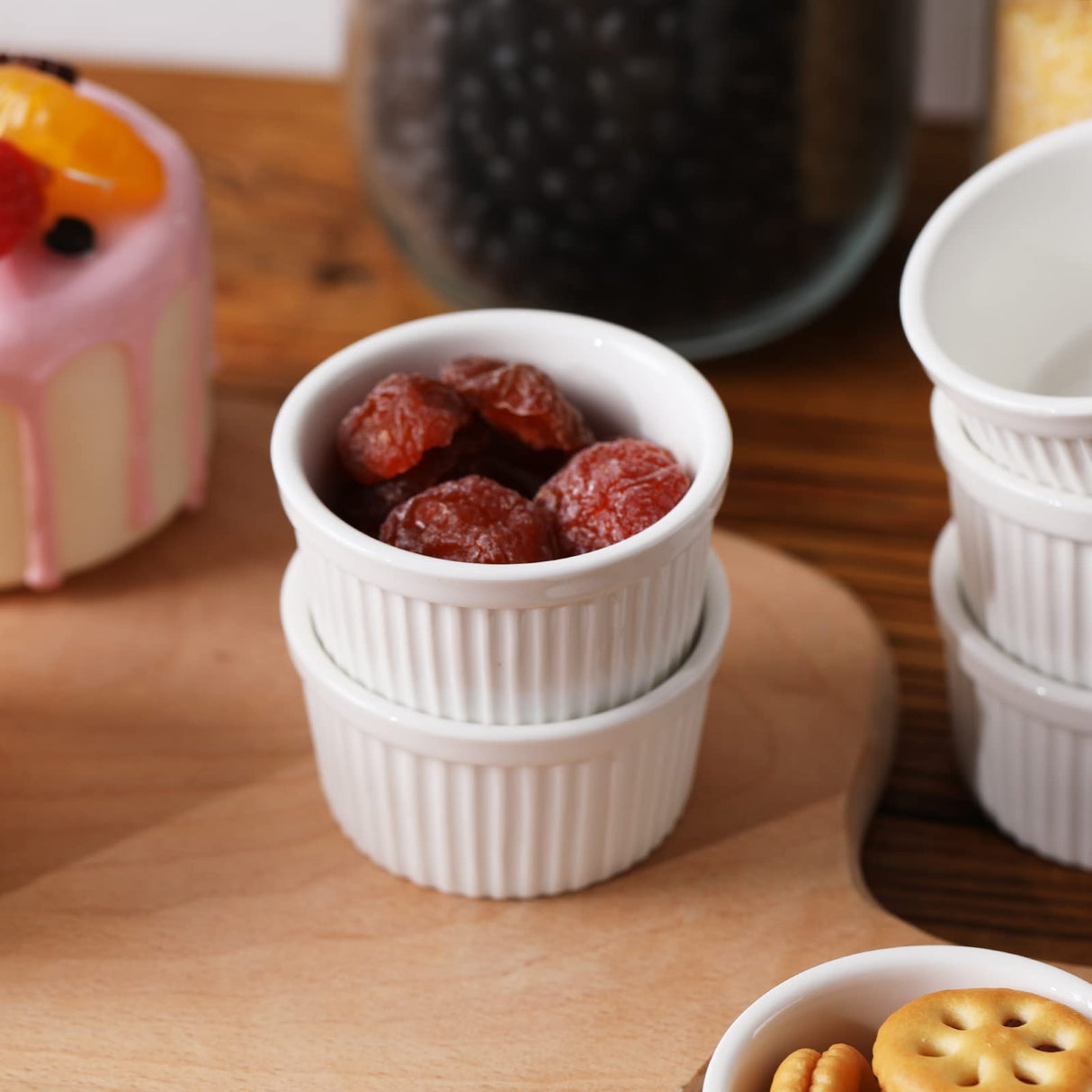 3 oz Ramekins 6 pcs Porcelain Ramekins Dishes for Souffle,Creme Brulee, Pudding, Custard Cups,Bakeware Bowls Set for Baking,Oven Safe, White 2.75 inch SLJMR