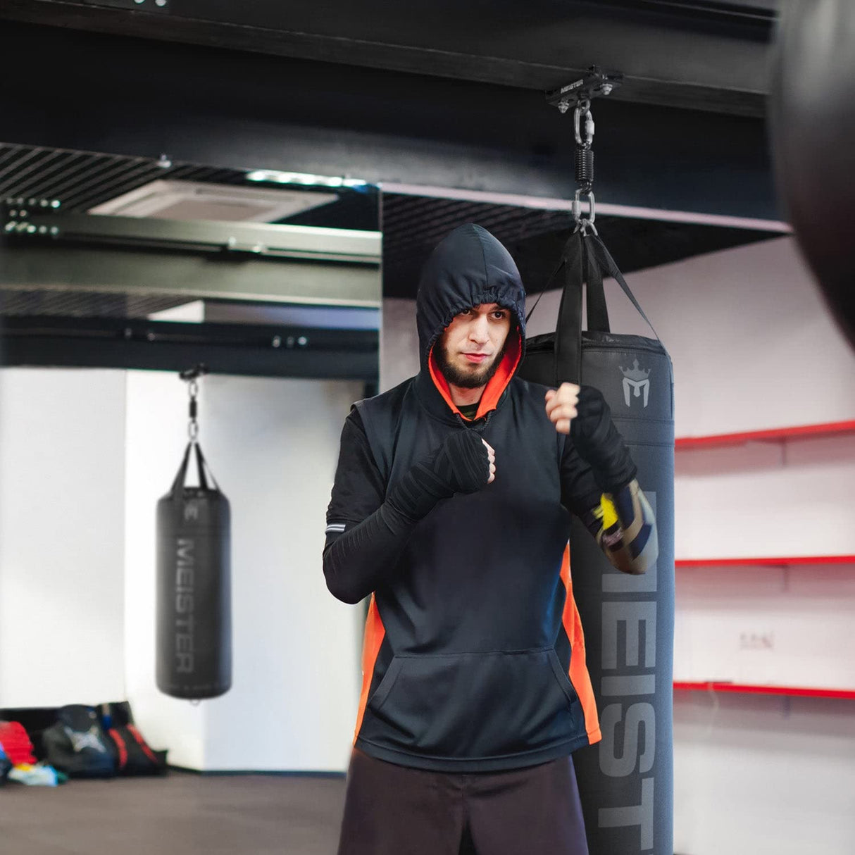 Meister Beam Clamp Hanger Mount for Boxing & MMA Heavy Bags, Suspension Straps & Ceiling Fixtures - Black - 3.5" - 5.5" Meister