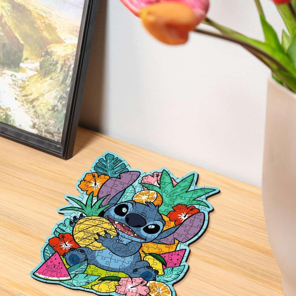 Ravensburger - Disney Wooden Stitch Puzzle, Wooden Puzzle, Gift for Adults and Children 10+ Years, 15 Figures, 150 Pieces, 20x25cm Ravensburger