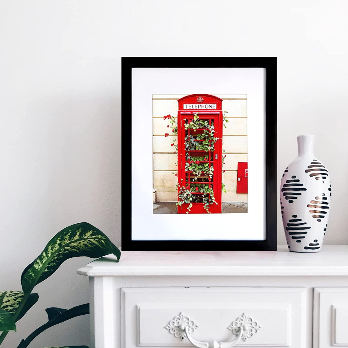 pojah 8x10 Picture Frame Set of 4,Black Photo Frame with Mat Display Pictures 5x7 or 8x10 Without Mat,PVC Glass,for Wall Home Office Décor pojah