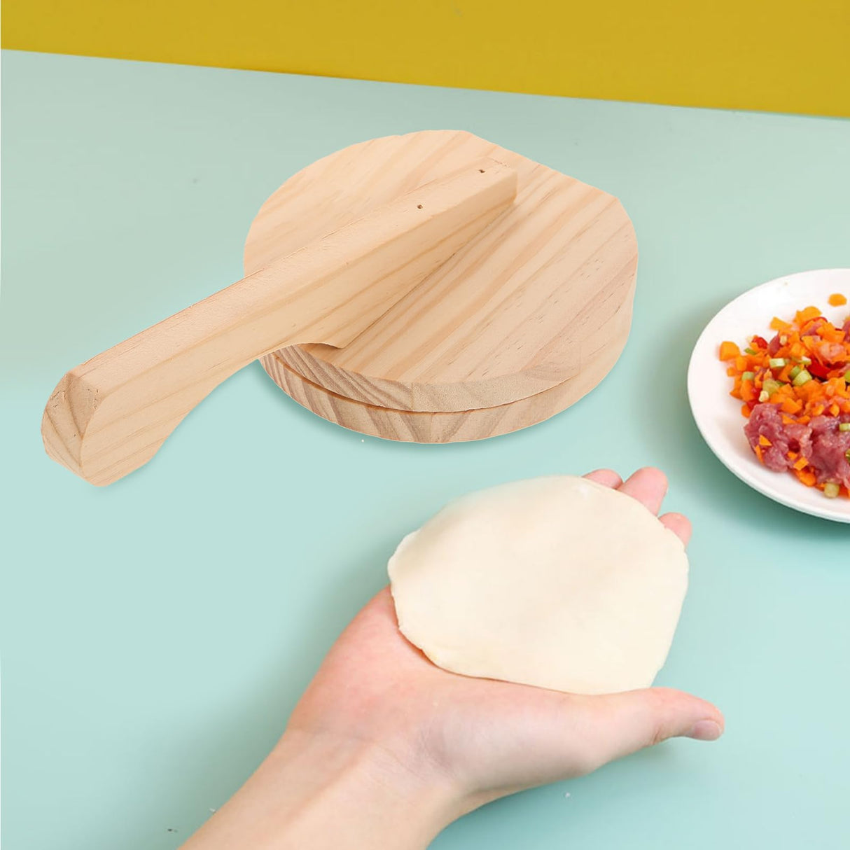 VOSAREA Wood Dumpling Presser Kitchen Dumpling Press Tool Wonton Skin Press Maker Dumpling Maker Machine for Ravioli Pancakes Pizza Manual Corn Tortillas Sugar Pancakes Wrapper (8.25X4.91X2.36 Inch) VOSAREA