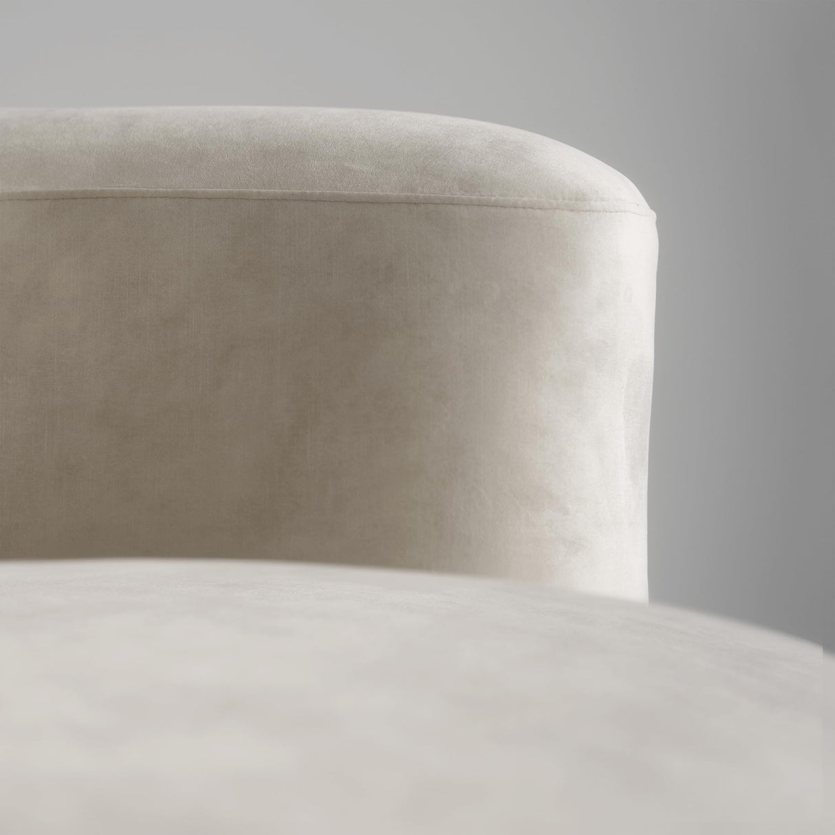 Acanva Luxury Modern Tight Curved Back Velvet Sofa, Minimalist Style Comfy Couch for Living Room Apartment Reception Space, Cream Single Chair Acanva