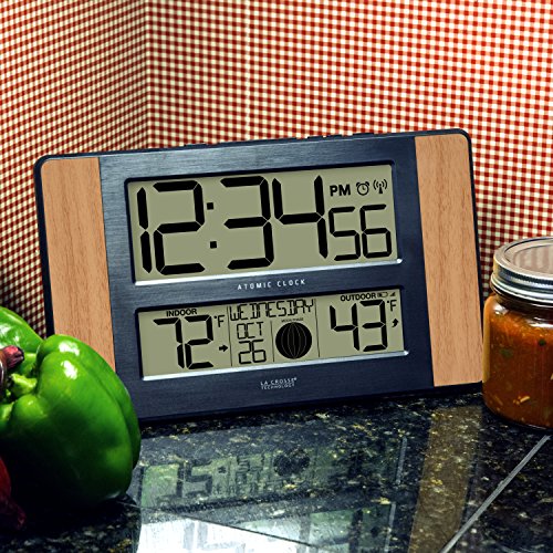La Crosse Technology Atomic Digital Clock with Outdoor Temperature, Wood Oak, 0 La Crosse Technology