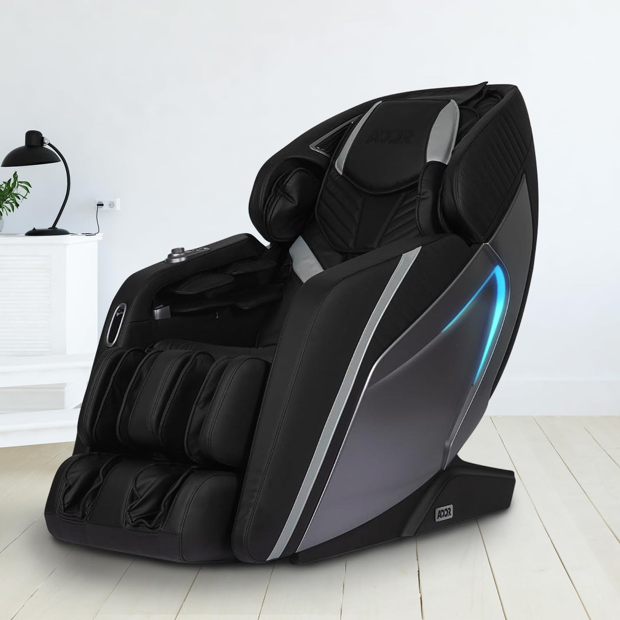 Osaki AmaMedic Integra 3D Massage Chair | Comprehensive Full Body Massage with Zero Gravity Feature | Black Osaki