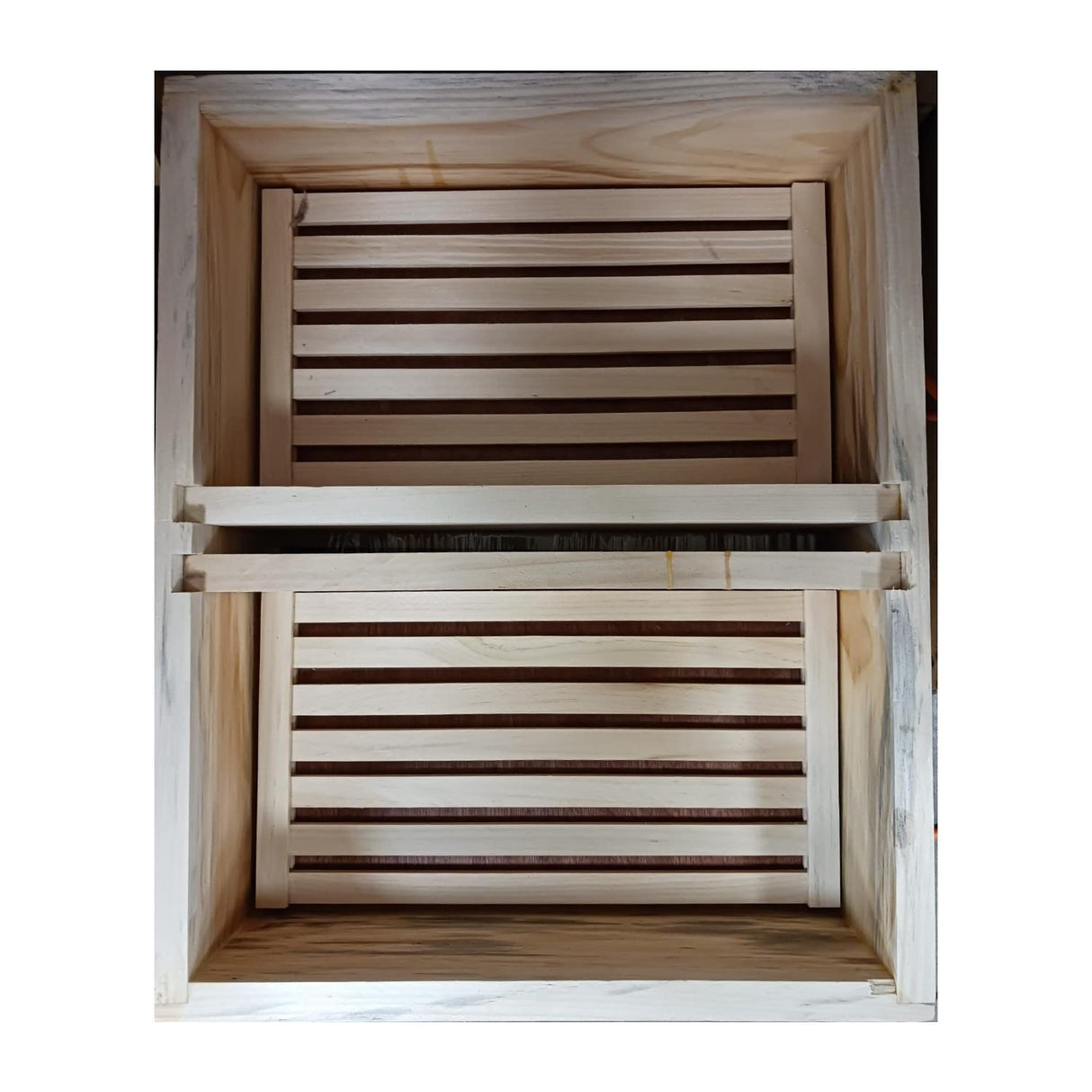 Lehman's Stoney Acres Beekeeping Top Feeder, with Floats, for 10 Frame Beehive, Assembled Pine Wood, Amish Made Lehman's