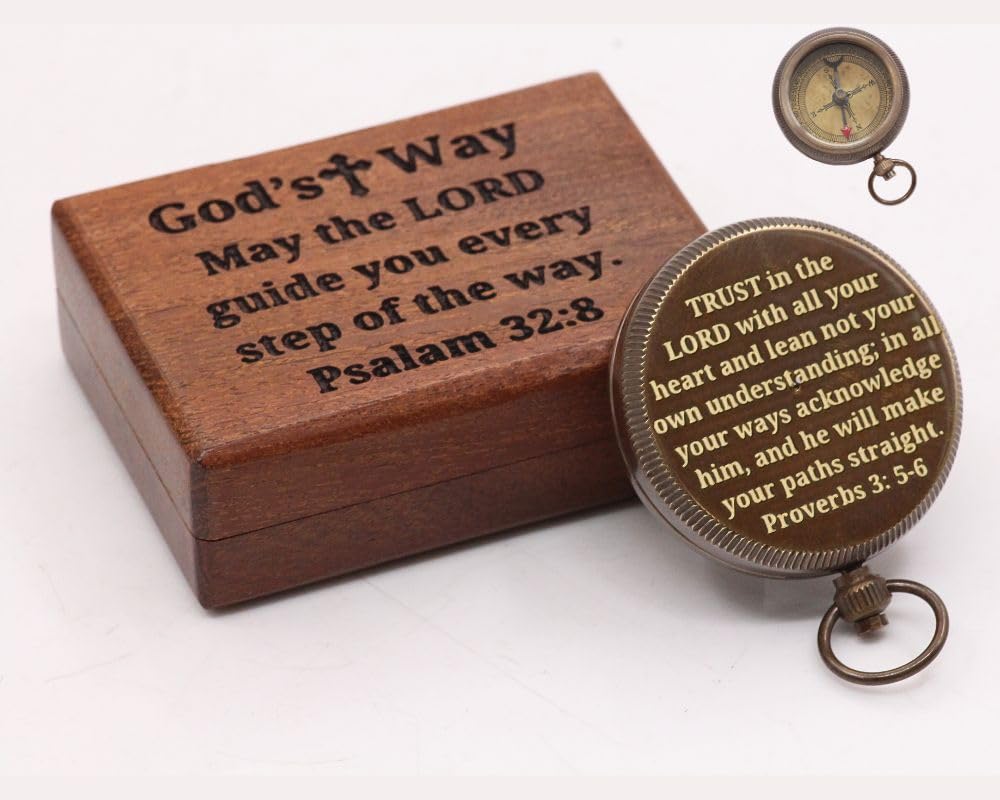 Brass Compass with Engraved Wood Case ROORKEE INSTRUMENTS (INDIA) A NAUTICAL REPRODUCTION HOUSE