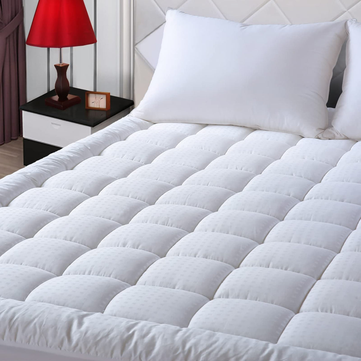EASELAND Queen Size Mattress Pad Pillow Top Mattress Cover Quilted Fitted Mattress Protector Cotton Top Stretches up 8-21" Deep Pocket Cooling Mattress Topper (60x80 inch, White) EASELAND