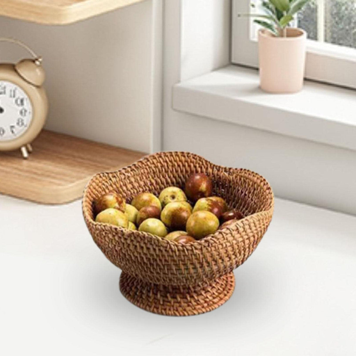 Rattan Fruit Bowl, Food Snack Serving Basket, Basket Display,Footed Fruit Basket, Woven Fruit Basket for Picnic, Countertop Makeup, Photo Props, small Bothyi