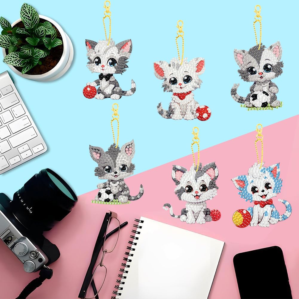 Masendp 8 Pieces Diamond Painting Keychain Animal Style Diamond Art Jewelry Double Sided 5D Diamond Painting Kit for Beginners Adult DIY Art Craft Gifts Home Decor (Football & Cat) Masendp