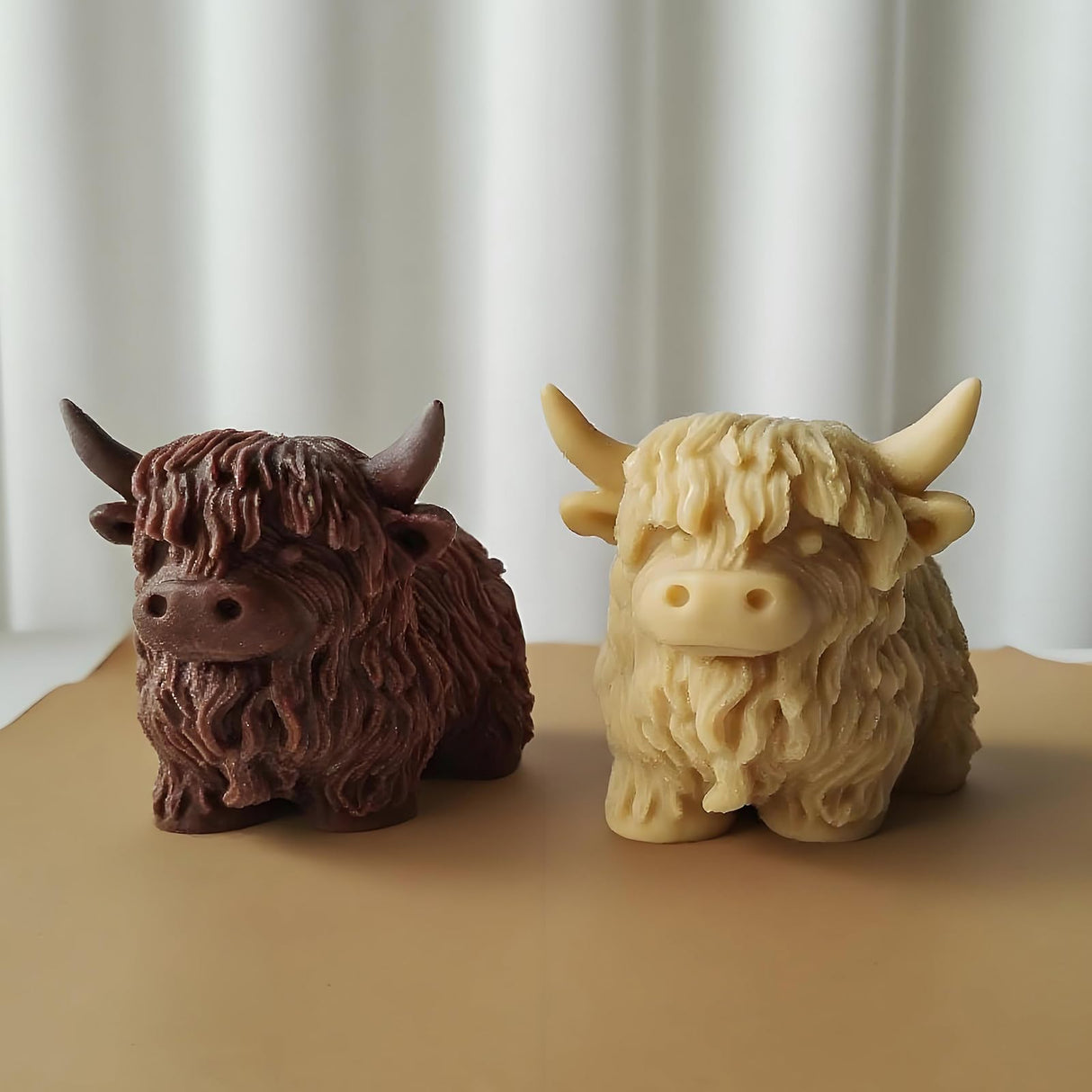 Japleed Highland Cow Shape Silicone Molds for Resin Candle Soap, 3D Cow Animal Candle Molds for Candle Making, Unique Fondant Chocolate Cake Decorating Mold, Epoxy Casting Clay Mold DIY Craft Decor japleed