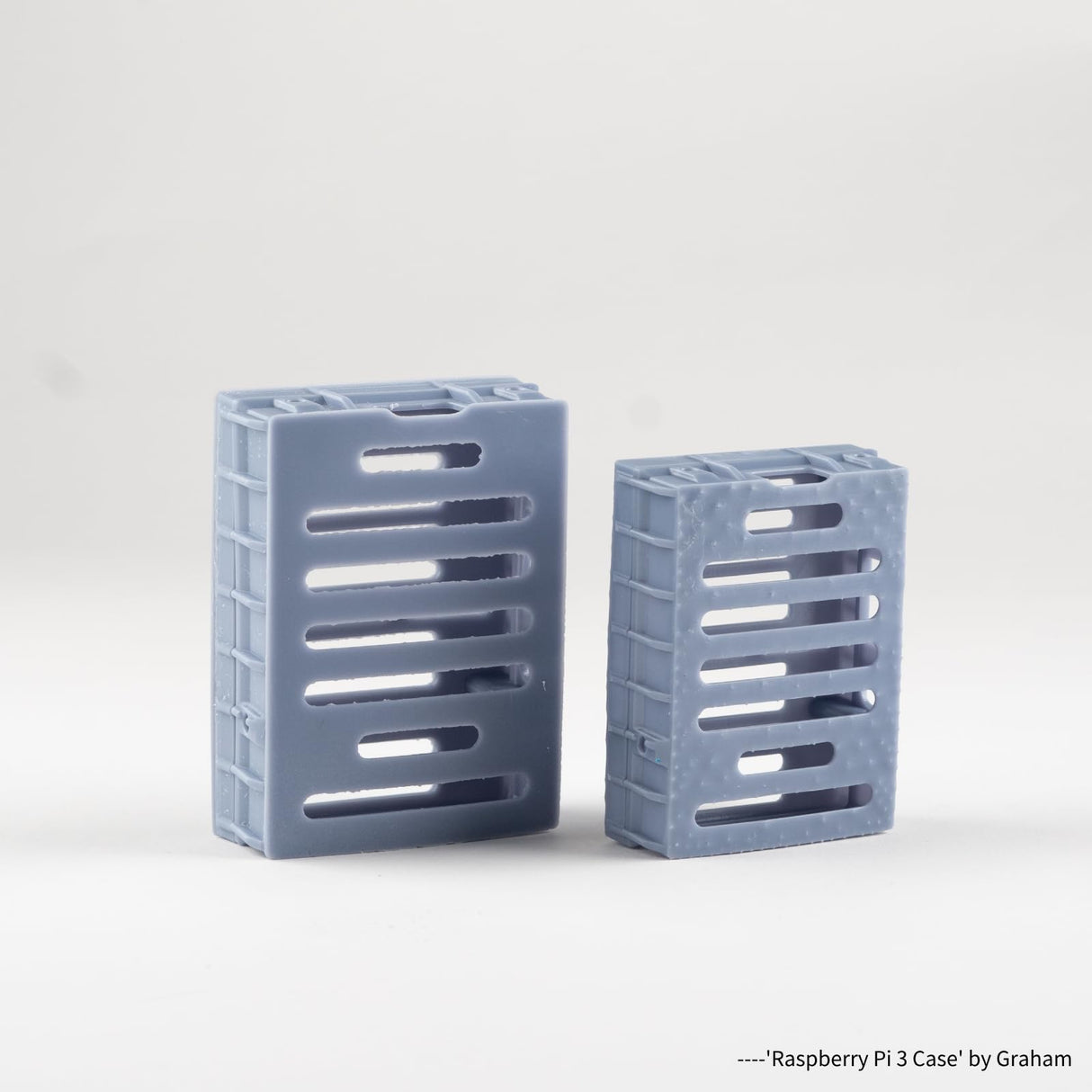 Siraya Tech Build 3D Printer Resin - High Precision Engineering Resin, Non-Brittle, Tappable, Low Warp & Shrink, for Detailed Models & Functional Parts and 8K LCD 3D Printers (Sonic Grey, 1kg) Siraya Tech