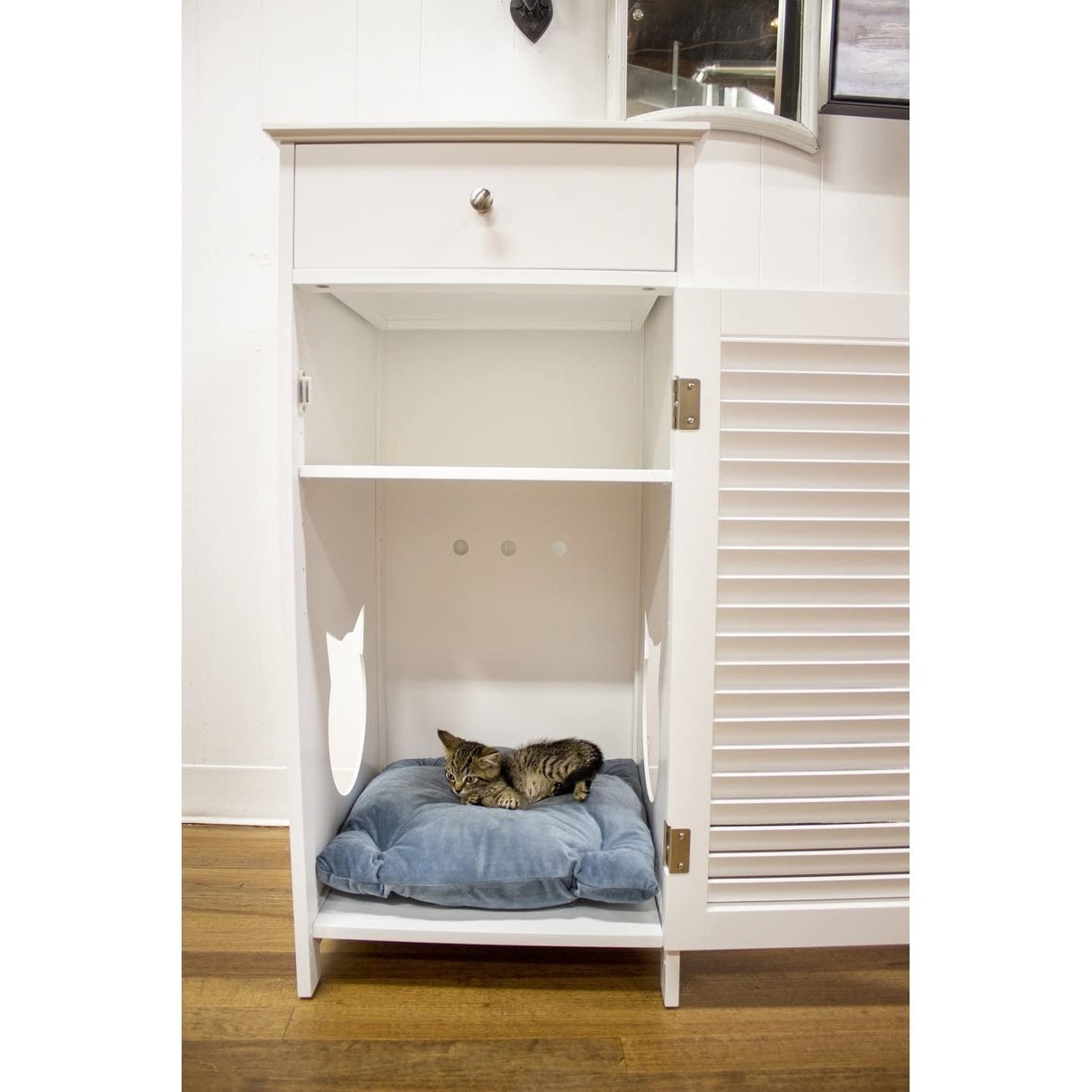 Penn-Plax Cat Walk Furniture: Contemporary Home Cat Litter Enclosure - Storage Drawer, Inner Shelf, and Shutter Style Door - White Penn-Plax