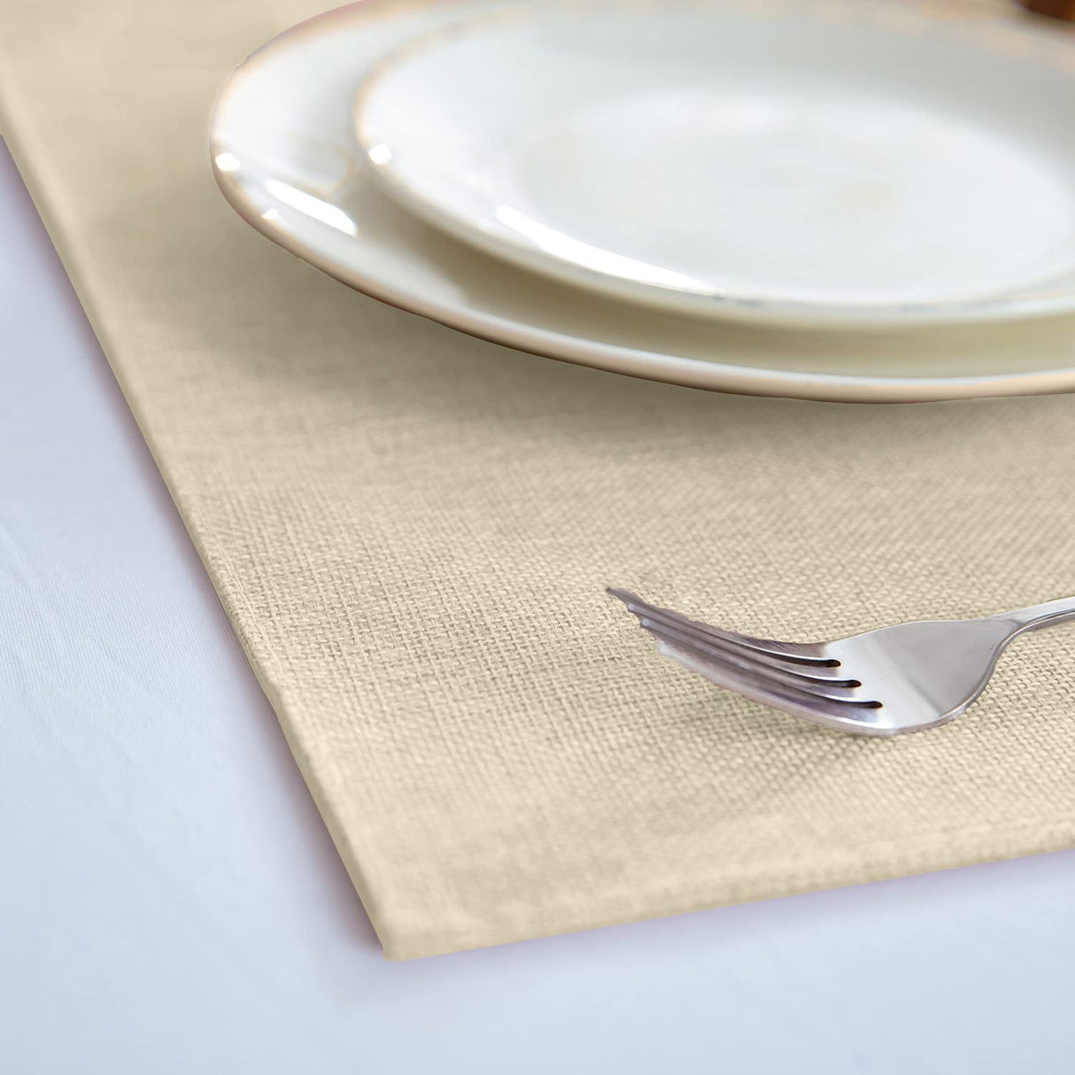 Rinpon Cloth Placemats Set of 8, Linen Type Fabric Placemats Machine Washable Heat Resistant Placemats Wrinkle Free Thick Polyester Kitchen Place Mats for Dining Table (Beige) Rinpon
