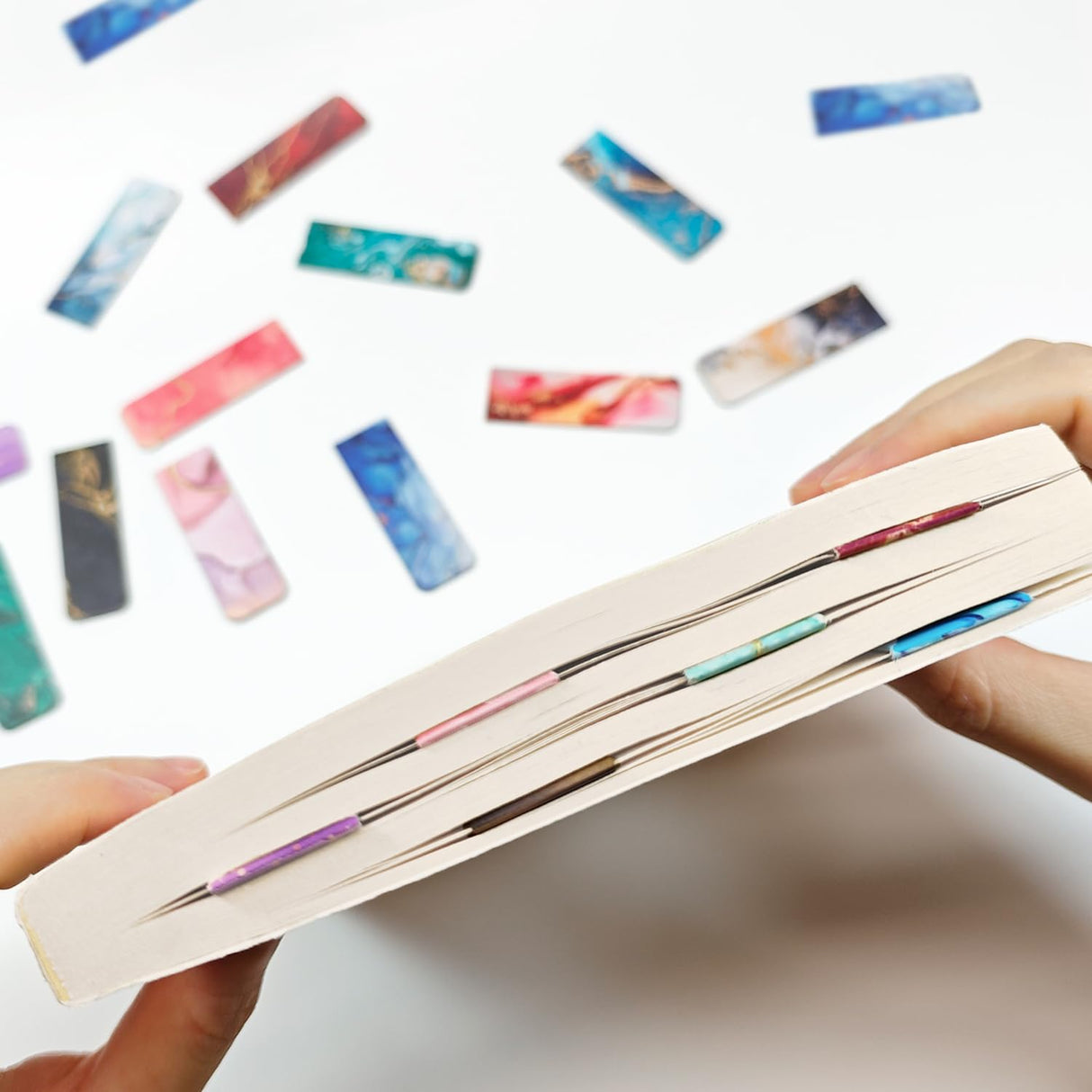 30 Pieces Bookmark, Magnetic Bookmarks for Book Lovers Women Men, Bookmarks Bulk for Reading Lovers, Magnet Bookmark Clips for Teachers Students MAJUNEY