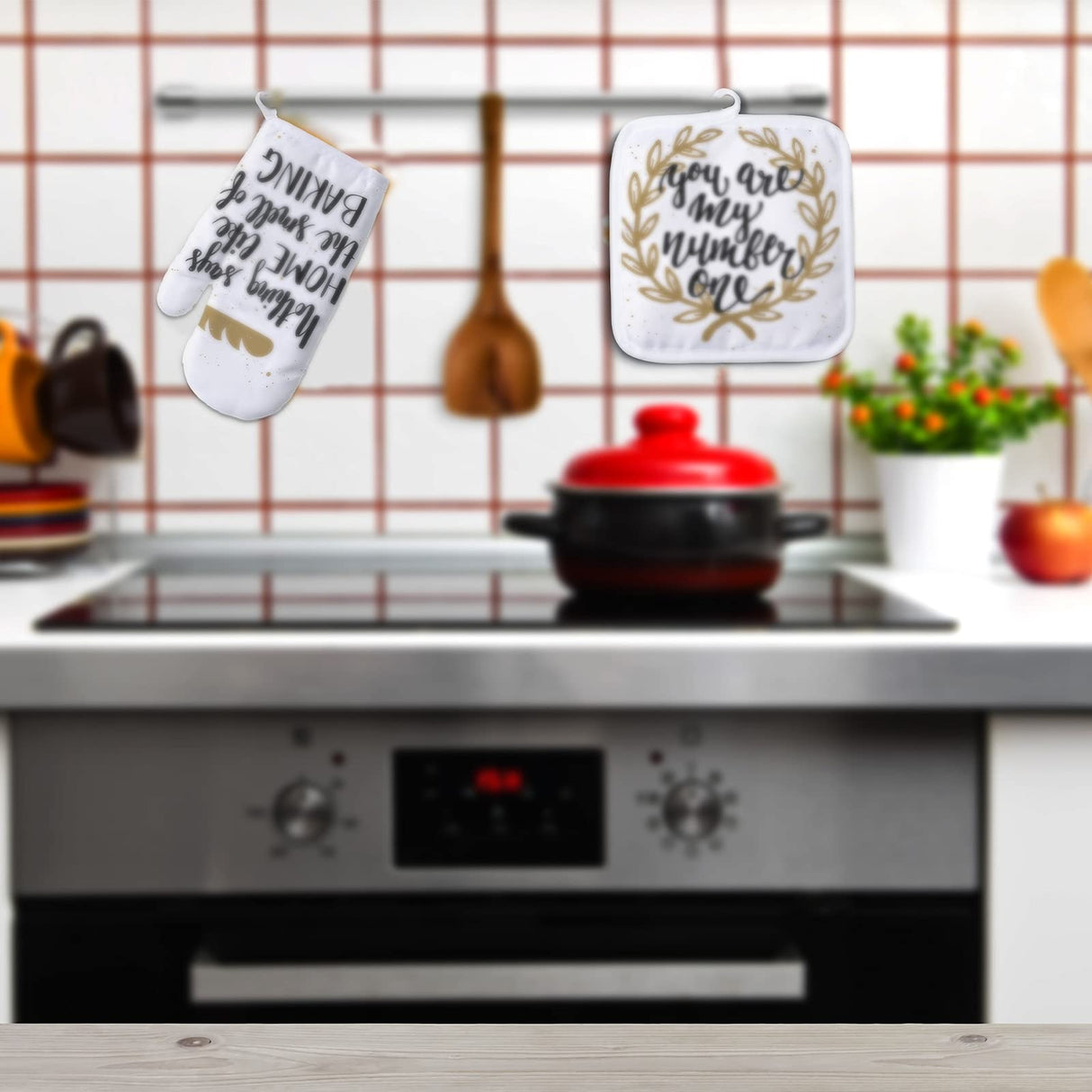 30 Pieces Blank Sublimation Oven Mitts Set Include Blank Sublimation Heat Resistance Oven Gloves and Blank Sublimation Pot Holders for DIY Kitchen Dining Room Accessories Patelai