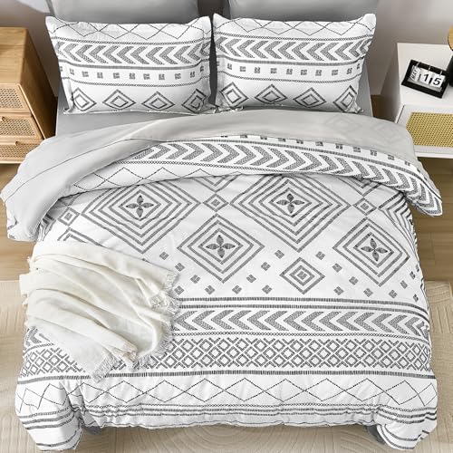 Yiran White Comforter Set Queen Size, 7 Piece Boho Aztec Bedding Set, Bohemian Bed in a Bag Queen, Soft Microfiber Striped Complete Bedding Set with Sheets for All Season Yiran
