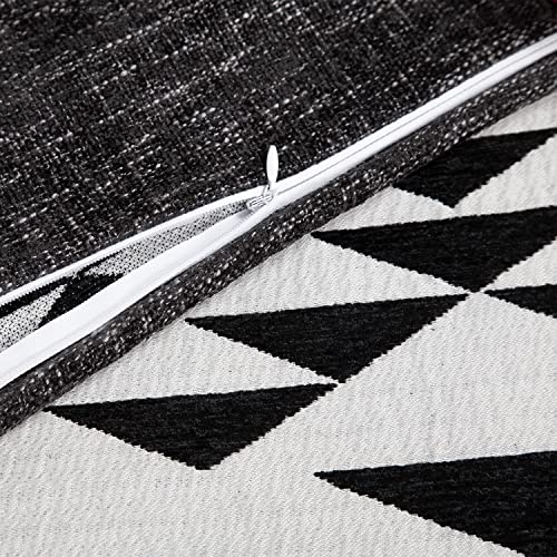 HiEnd Accents Amelia Western Bedding 3 Piece King Size Comforter Set, Black and Off-White Southwestern Aztec Geometric Pattern, Rustic Jacquard Comforter Set with Pillow Shams