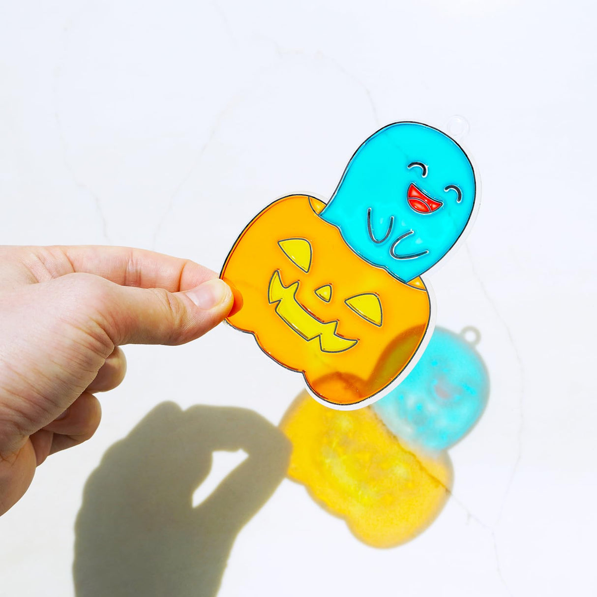 Winlyn 30 Sets Halloween Suncatchers Ornaments Decorations DIY Window Paint Art Suncatchers Halloween Craft Kits Jack-O'-Lantern Ghost Spider Sun Catchers for Kids Classroom Activities Art Project Winlyn