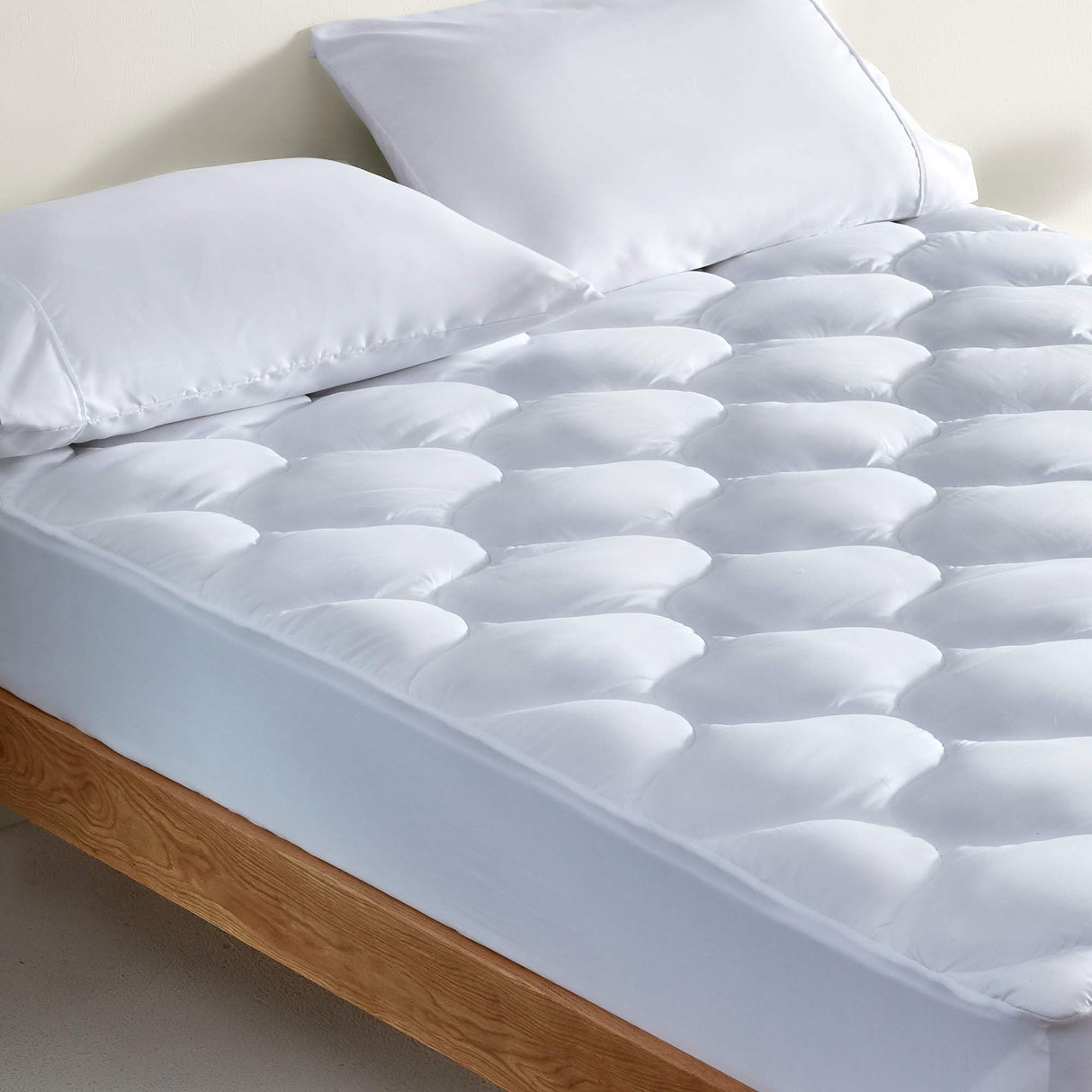 SLEEP ZONE Quilted Fitted Twin Mattress Pad Cover - Soft Fluffy Pillow Top Bed Mattress Topper Deep Pocket 8-21 inch, Twin SLEEP ZONE