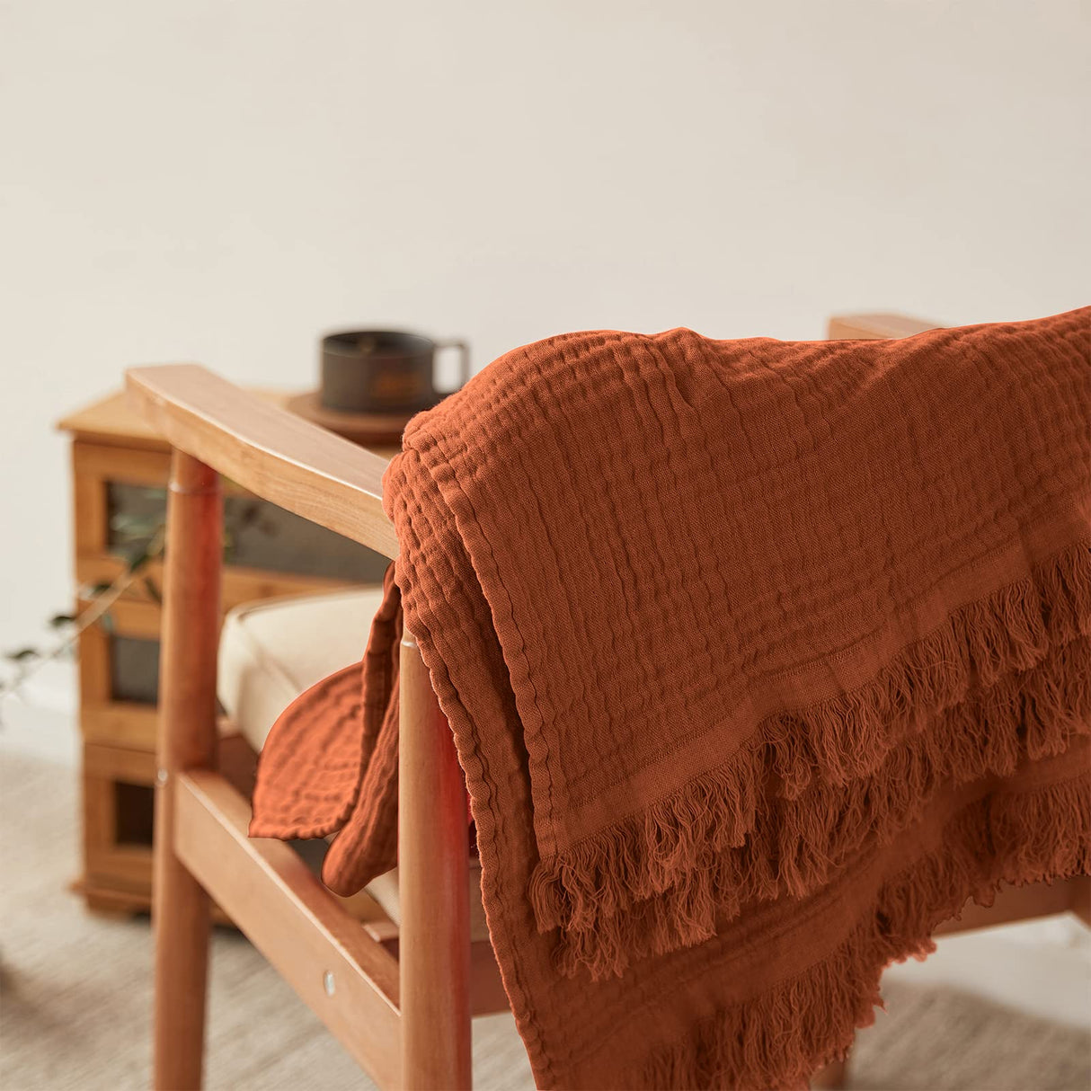 Simple&Opulence Cotton Muslin Throw Blanket for Bed, Couch, Knit Woven Gauze Blanket with Tassels, Soft Lightweight Cozy Pre-Washed Breathable Farmhouse Decoration for All-Season (Rust Orange) Simple&Opulence