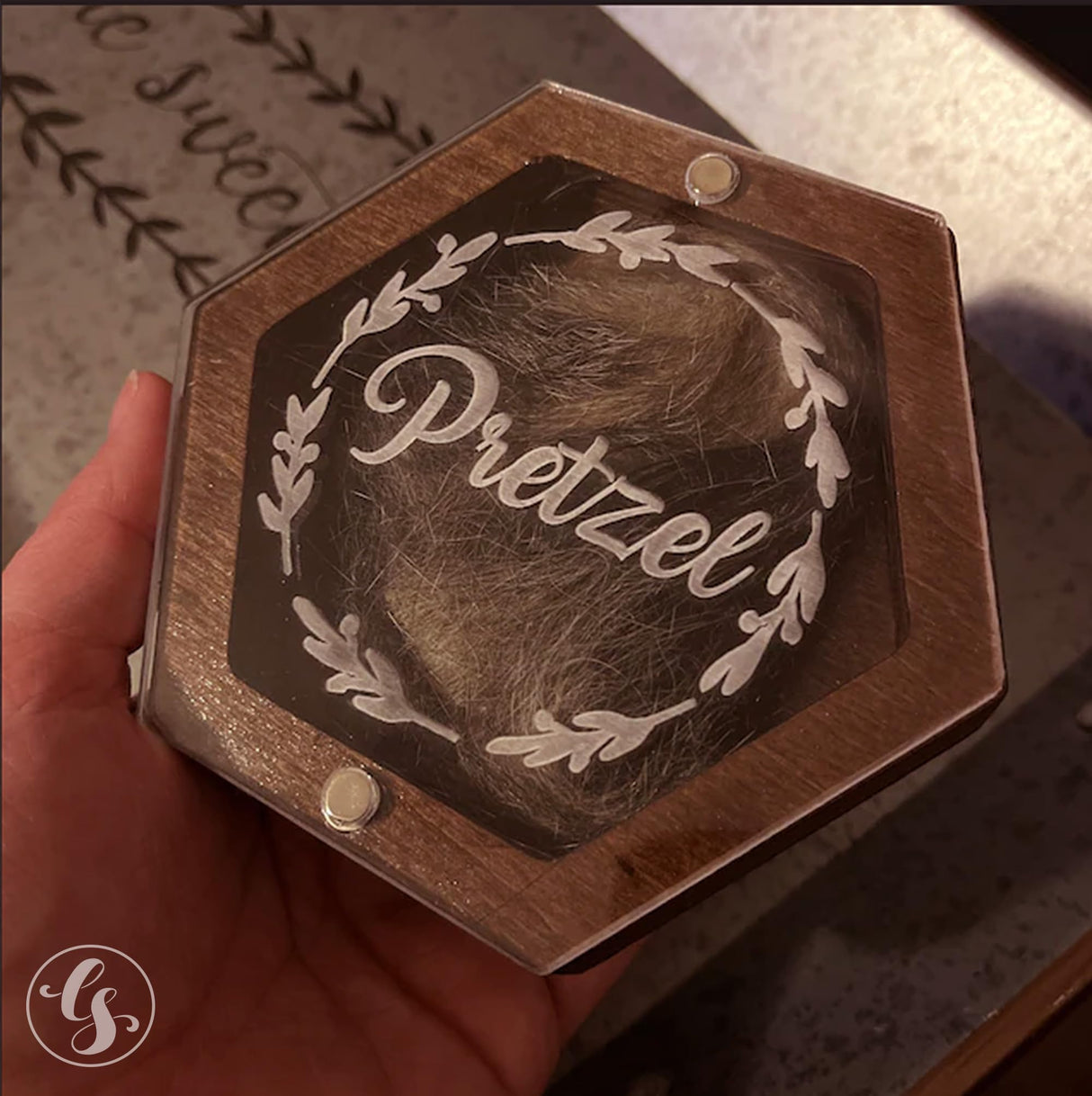 Personalized Pet Hair Keepsake Box for Dog and Cat Fur - Engraved Wood Memorial Box - Unique Customized Gift for Loss of Furry Friend Wooden (Dark Diamand Clear Lid) L-site