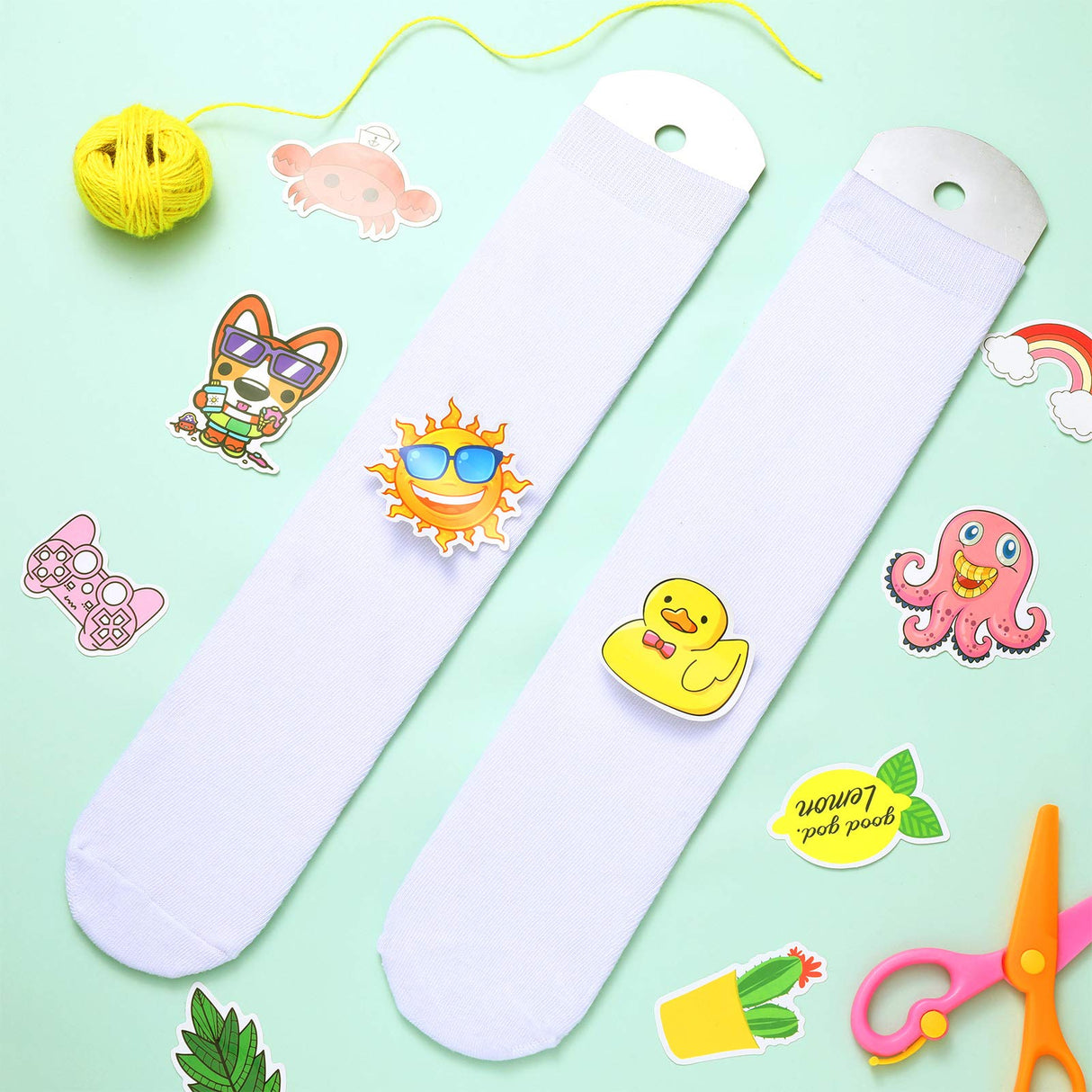 Coume 4 Pieces Sublimation Blank Socks Set, Including 2 Pieces Metal Straight Style Sock Jigs, 2 Pairs Sublimation Blank Socks for Heat Press Transfer Dye Sublimation Printing DIY Pattern Designs Coume