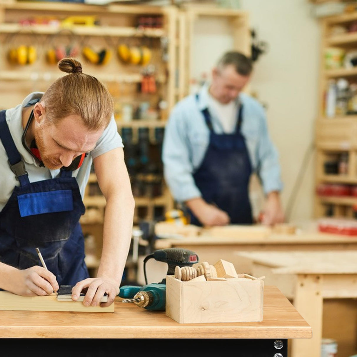 Betterhood 48" Adjustable Workbench for Garage, Rubber Wood Heavy Duty Workstation with Power Outlets & Wheels, 2000 LBS Load Capacity Hardwood Worktable for Workshop, Garage, Office, Home, Commercial Betterhood