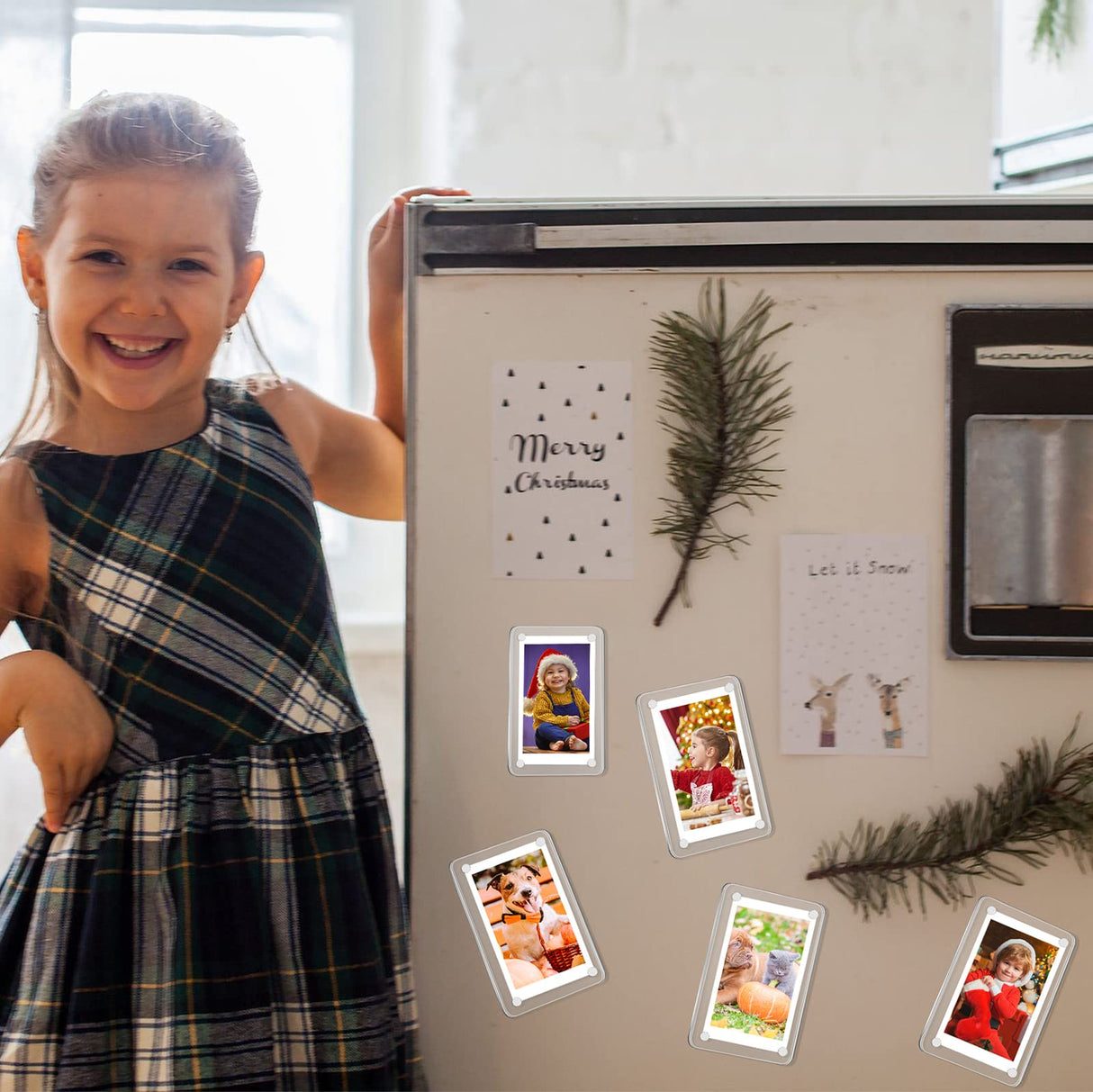 Remerry 24 Pcs Acrylic Magnetic Photo Frame Mini Picture Frame Double Sided Clear Fridge Magnetic Photo Display Frame for Film Photos Cards Stamp Gift for Family Friend Christmas (2.36 x 3.5 Inch) Remerry