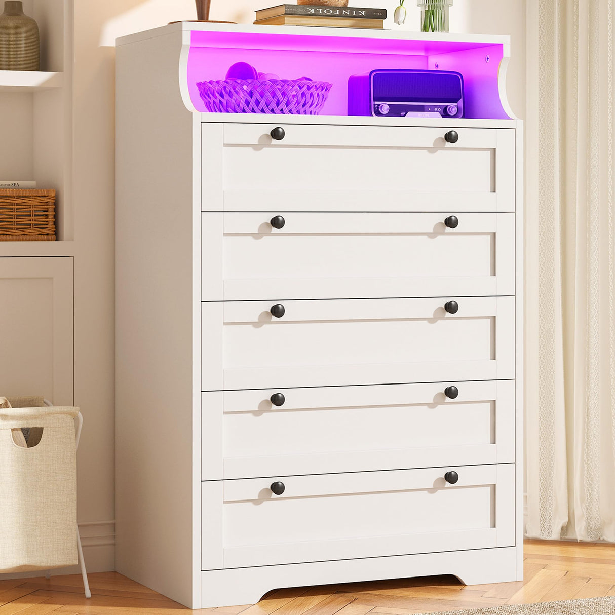 EnHomee Dresser for Bedroom, Modern White Dresser with LED Light, Tall Dresser with 5 Large Wood Drawers for Closet Organizers and Storage Clothes, Chests of Drawers for Closet, Entryway EnHomee