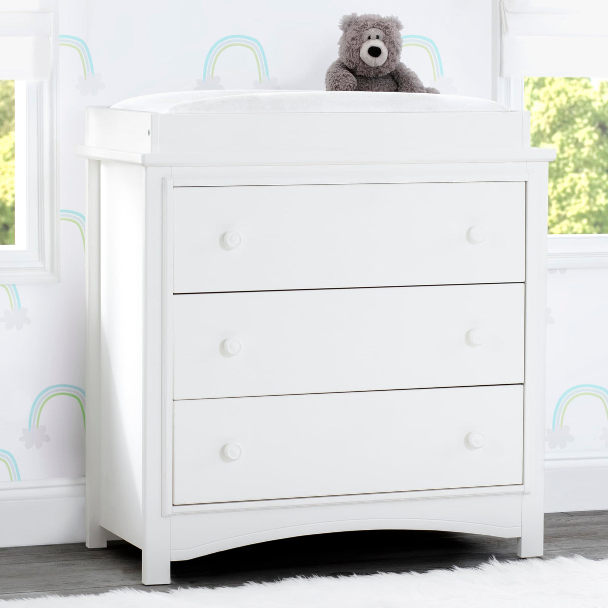 Delta Children Perry 3 Drawer Dresser with Changing Top and Interlocking Drawers, Bianca White Delta Children