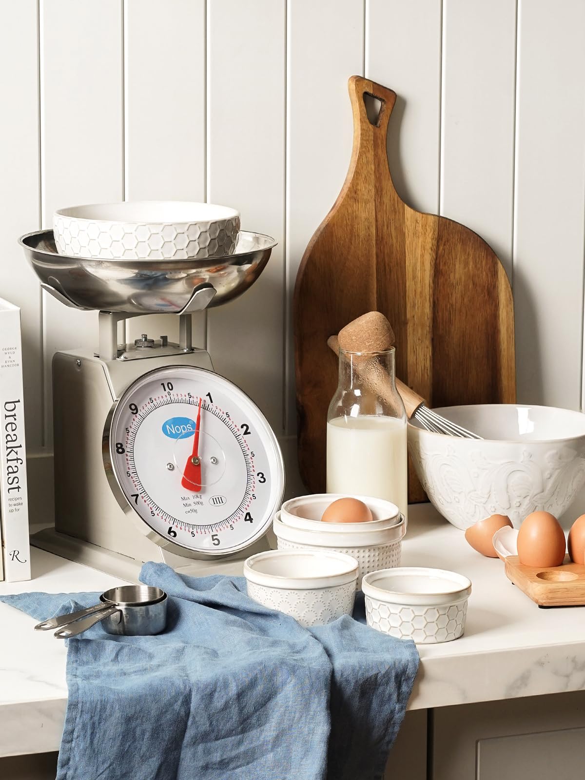 LE TAUCI Ramekins 4 oz, Ramiken for Creme Brulee, Lava Cake,Pudding, Souffle, Small Sauce Bowl,Ceramic Baking Dishes- 3.8 inch, Set of 4, Arctic White LE TAUCI