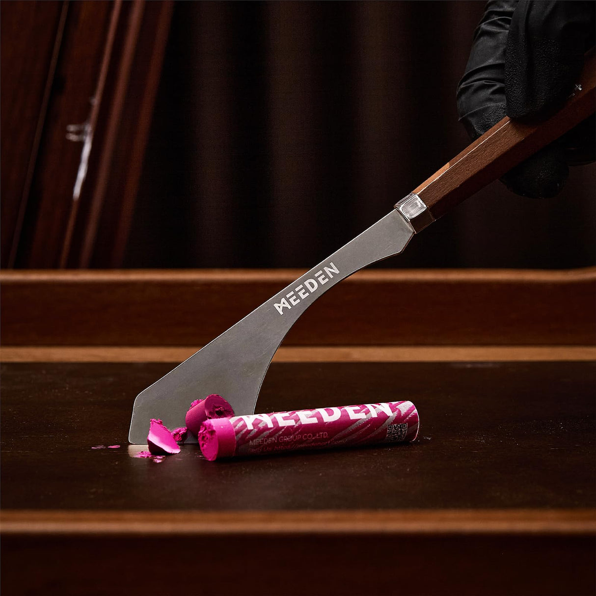 MEEDEN Artist Mixing Palette Knife: 9.92" Flexible Stainless Steel Art Scraper Knife with Wooden Handle - Oil Painting Accessories for Acrylic Gouache, Canvas, #12 MEEDEN