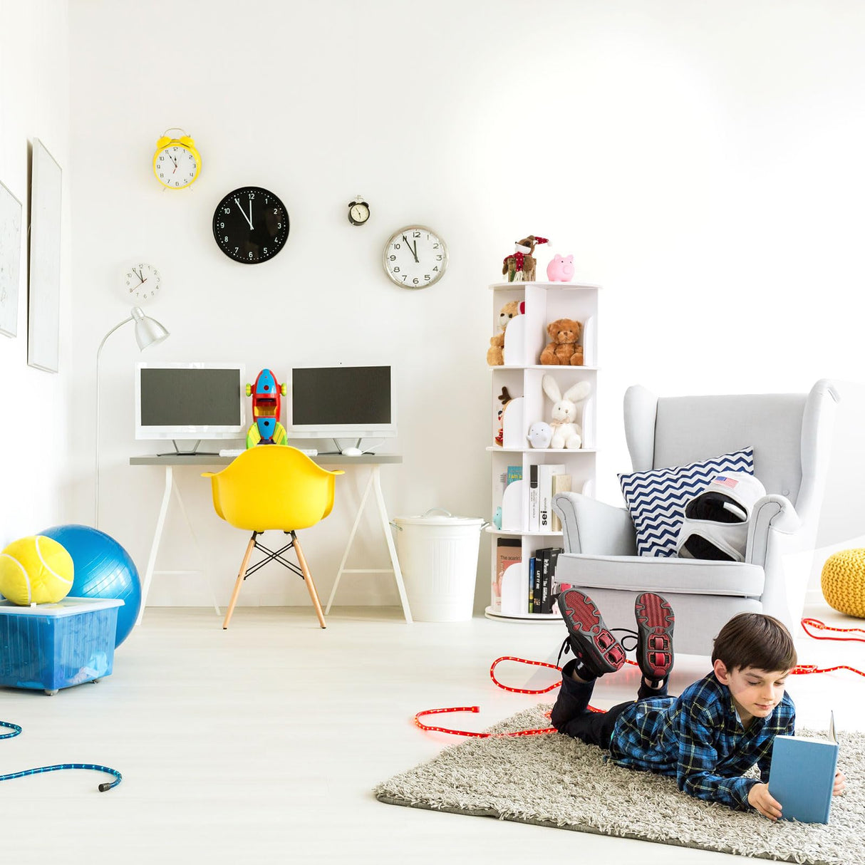 Roowest 4-Tier 360° Rotating White Bookshelf – Space-Saving Corner Bookcase Organizer Roowest