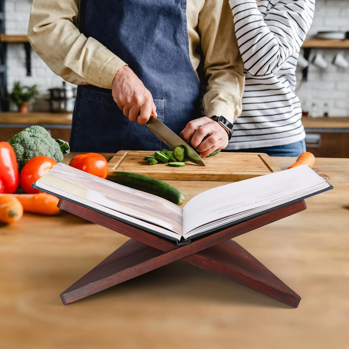 Wood Book Stand for Reading - 15° Angle Book Display Stand for Cookbooks, Textbooks, Sheet Music & Tablets, Magazines (Redwood) Onzsiefa