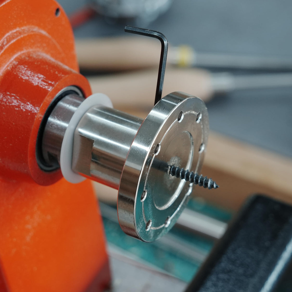 BMWOOD Woodworking 3" Lathe Faceplate with Screw Chuck, Two nylon washers for 1" x 8TPI Spindle Woodturning Lathe. BMWOOD