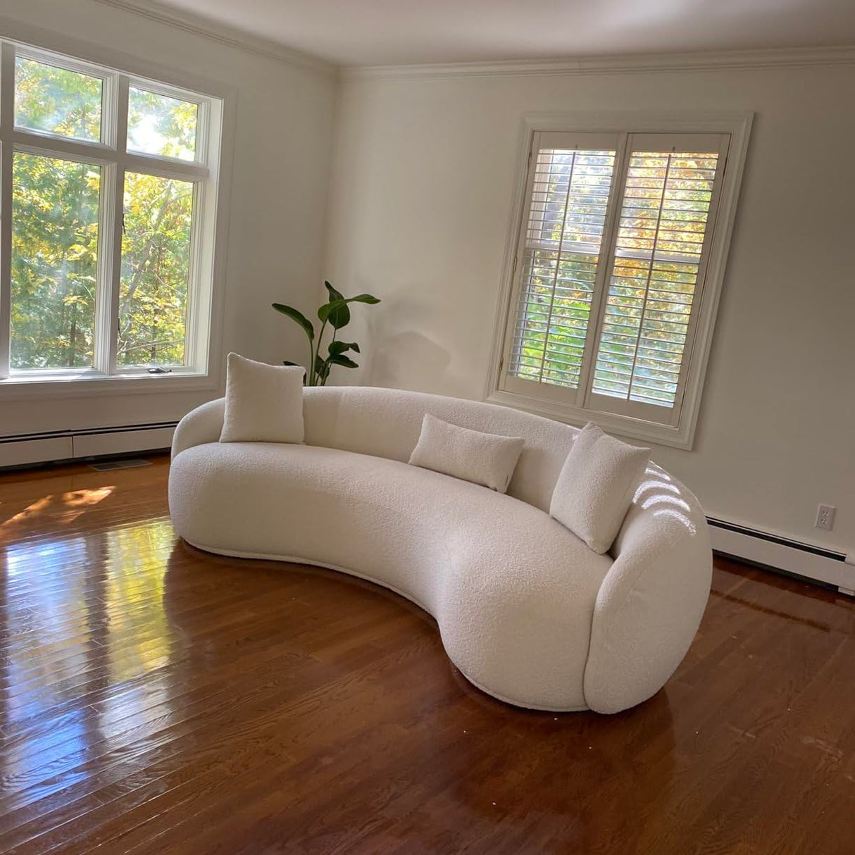 Acanva Modern Curved Sectional Living Room Couch, Minimalist Comfy Boucle Fabric Modular Sofa for Apartment, Home Office, 3-Seater, White Acanva