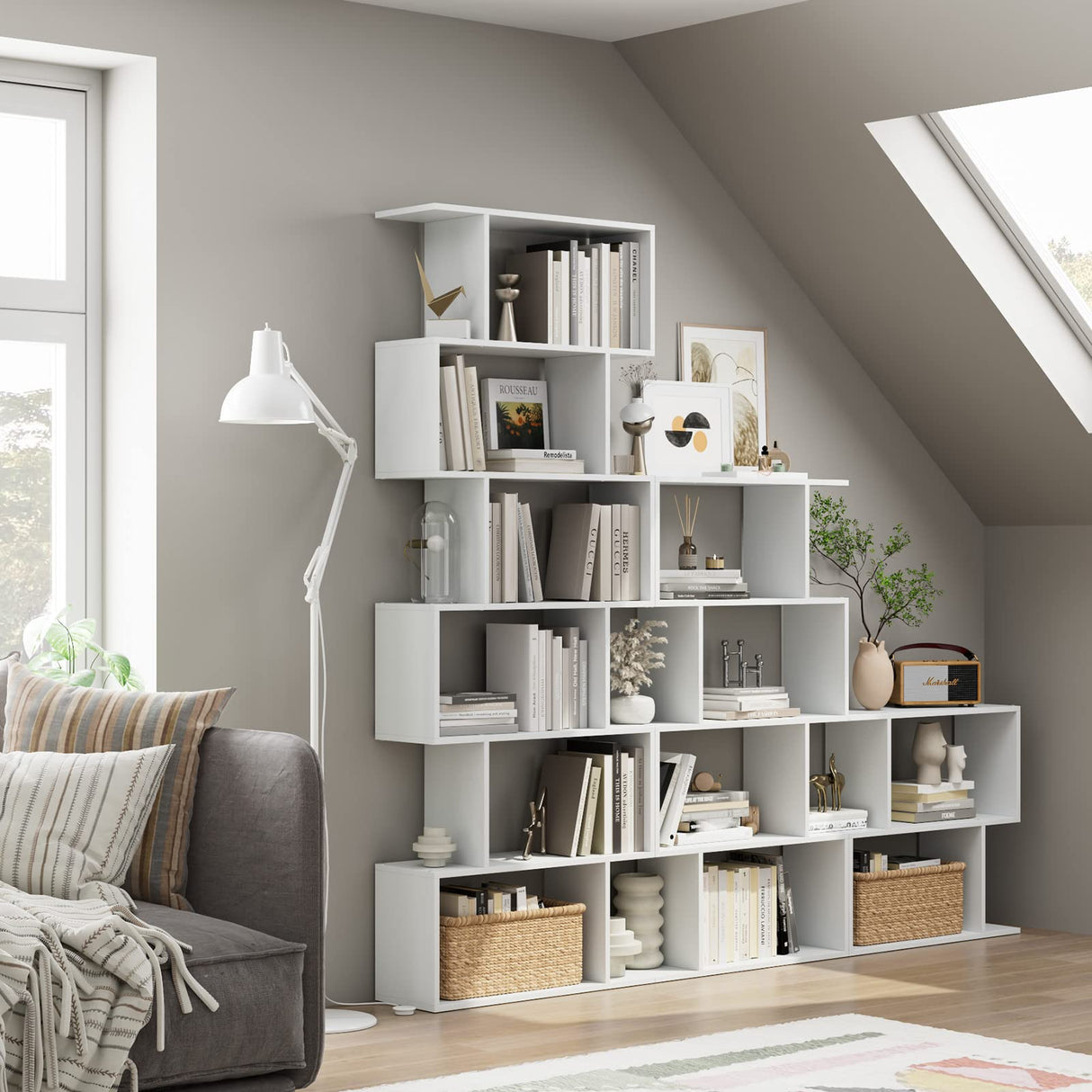 FOTOSOK S-Shaped 6-Tier White Bookcase - Modern Freestanding Display Shelf for Any Room FOTOSOK
