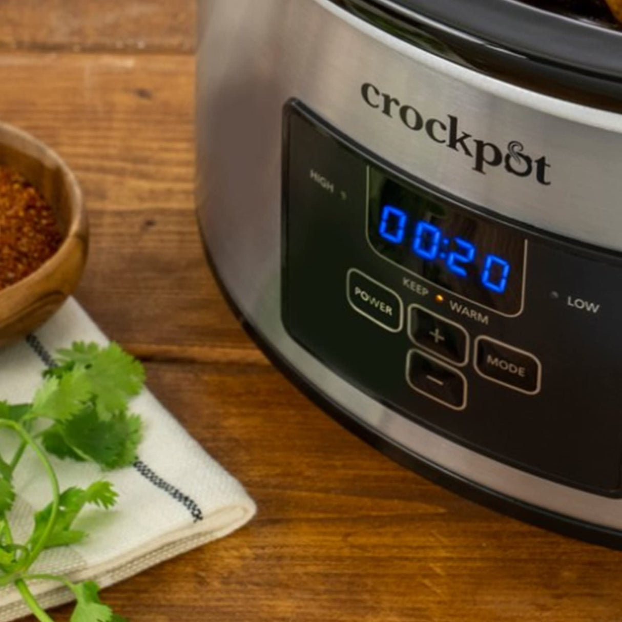 Crock-Pot 4 Quart Travel Proof Cook and Carry Programmable Slow Cooker with Locking Lid, Convenient Handles, and Digital Display, Stainless Steel Crock-Pot