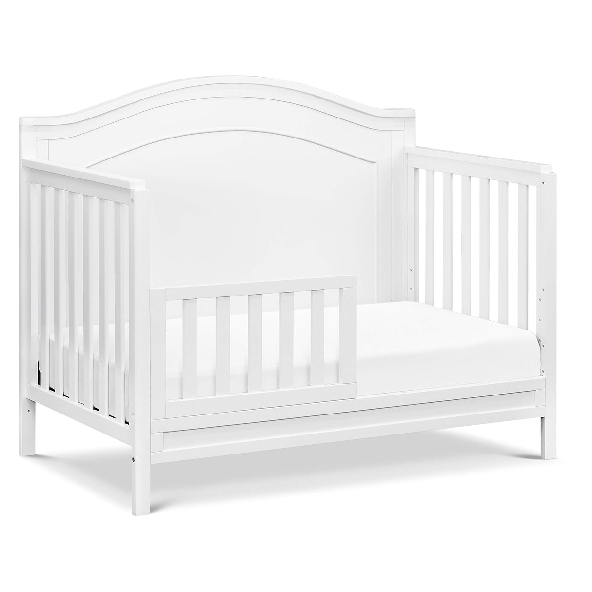 DaVinci Charlie 4-in-1 Convertible Crib in White, Greenguard Gold Certified DaVinci