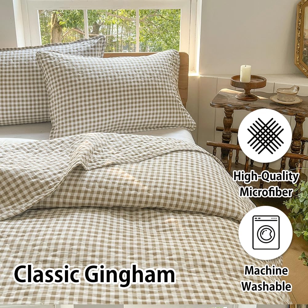 Tan Gingham Queen Quilt Set, Soft Pre-washed Microfiber Taupe Plaid Queen Bedspread, Lightweight Checked Summer Quilt, Grid Bedding Coverlets for All Seasons (Includes 1 Quilt, 2 Pillow Shams) NSNLGSGC