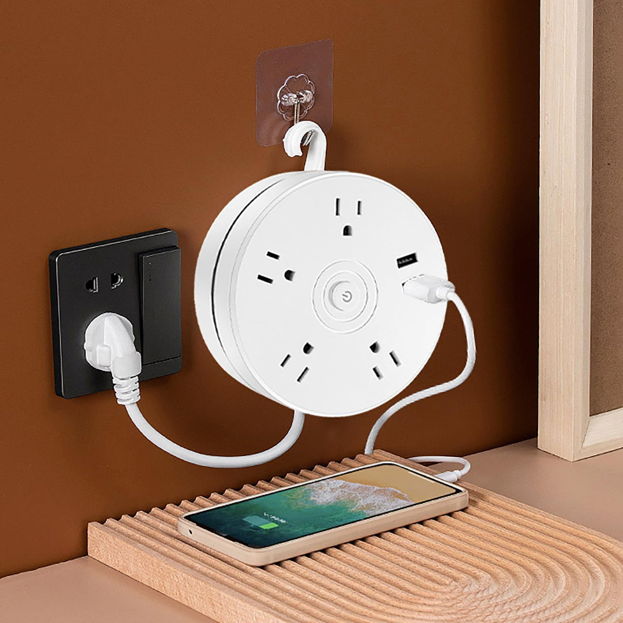 Retractable Power Strip, 6FT Extension Cord Power Strip Surge Protector with 4 Outlets 2 USB Ports and Hook Fast Charge, Portable Power Strip for Travel, Office, School, Hotel,Dorm Room Essentials HUAYUANDA