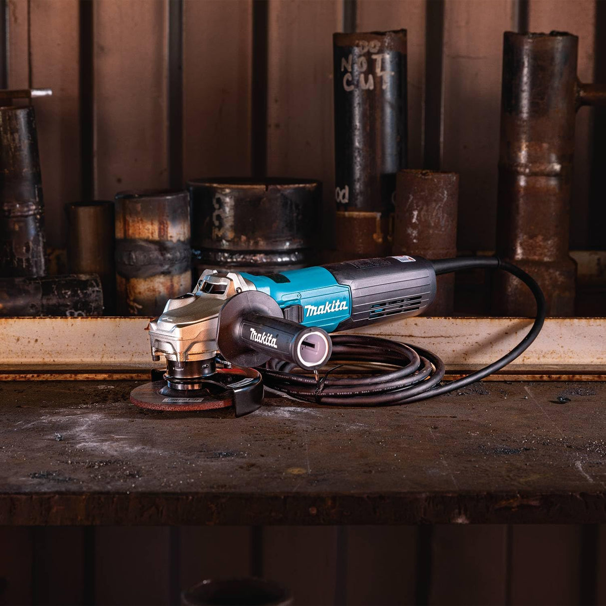 Makita GA4590 4-1/2" SJS™II High-Power Angle Grinder Makita